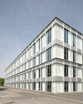 乌尔曼办公楼丨德国丨Barkow Leibinger,Kinzo