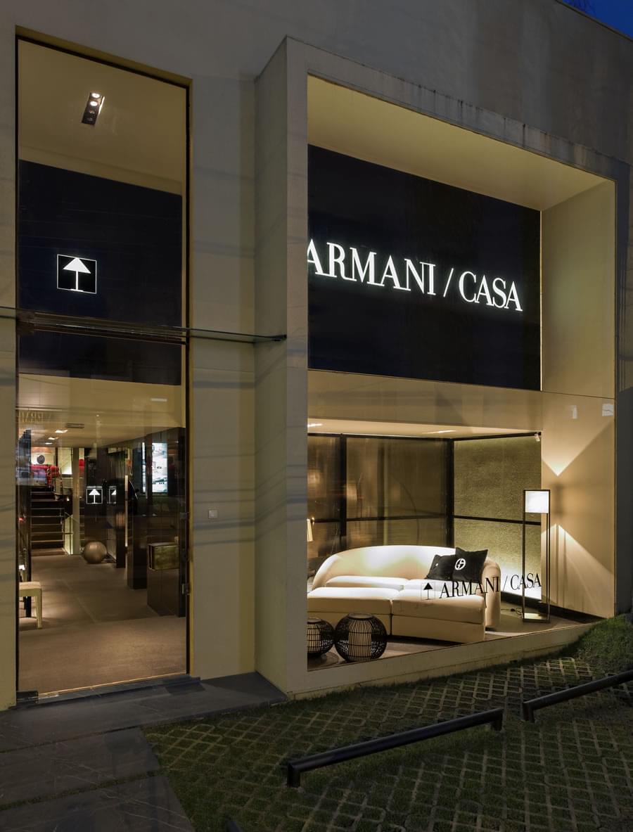 巴西圣保罗的 Armani Casa 奢侈品店 | 极简奢华的完美融合-1