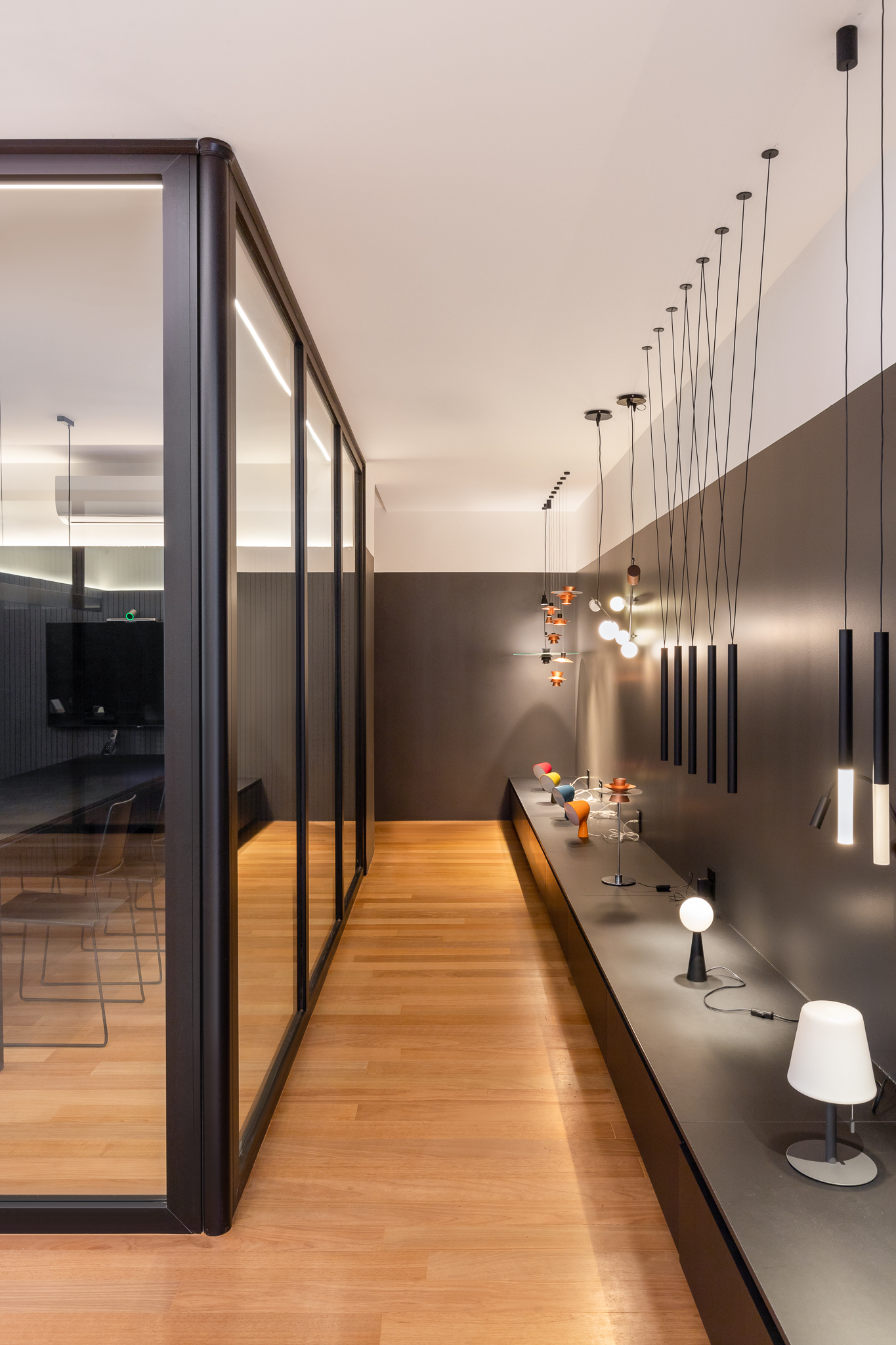 Dessine+Vansati 灯饰店丨巴西丨BLOCO Arquitetos-17