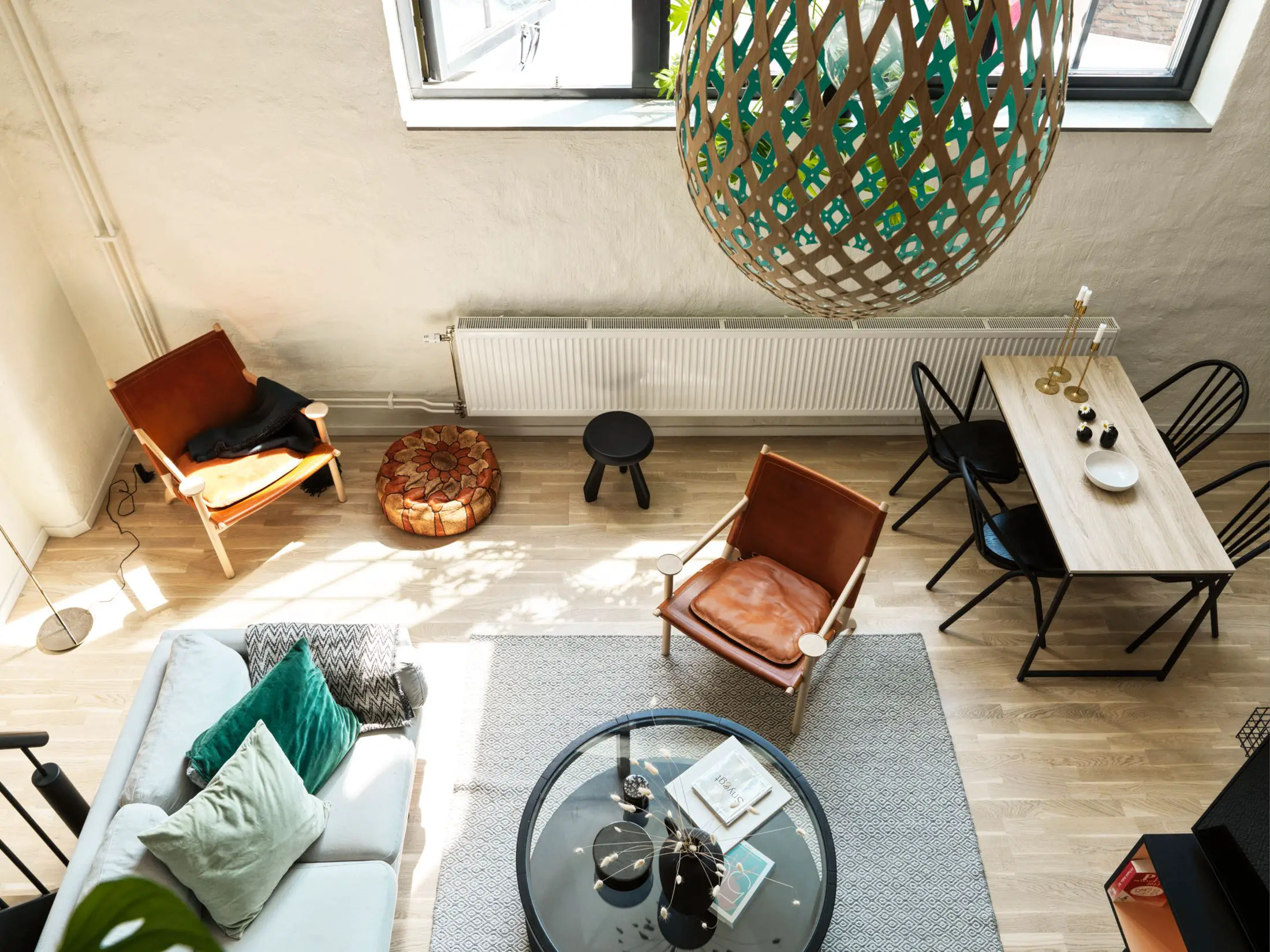 瑞典工业风迷你复式小 loft，绿色点缀完美空间-3