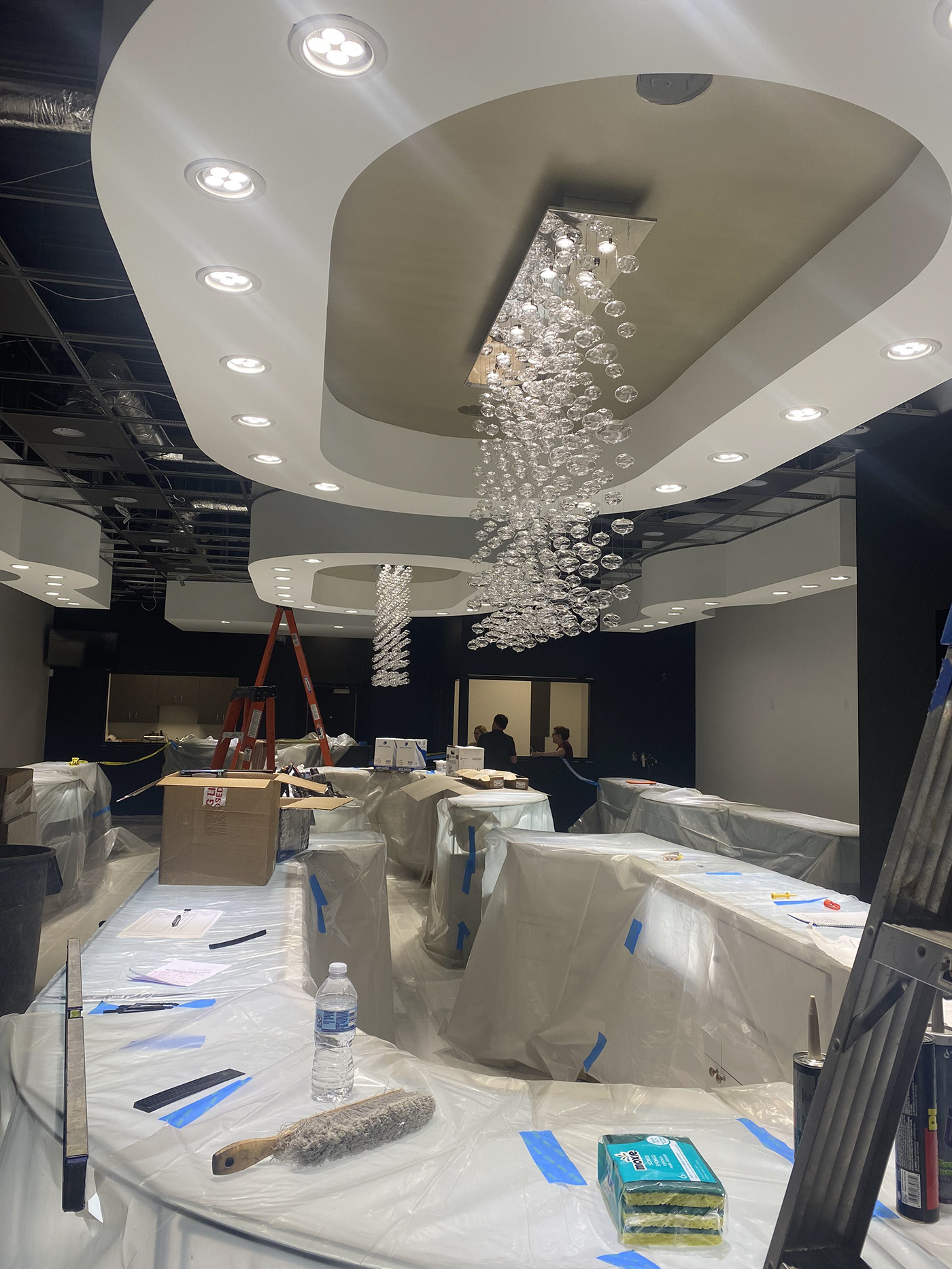 豪华珠宝店的现代设计翻新丨美国威奇托丨Leslie McGwire & Associates-16