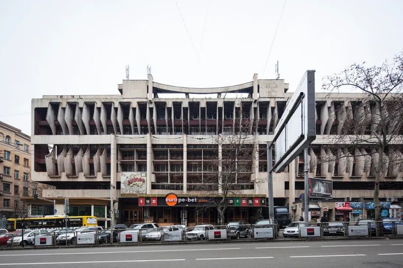 苏联粗野主义建筑及雕塑作品赏析丨多位设计师-91