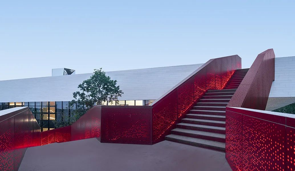 康桥·金信创业中心 | 云桥浮影,自然与艺术的完美融合-32