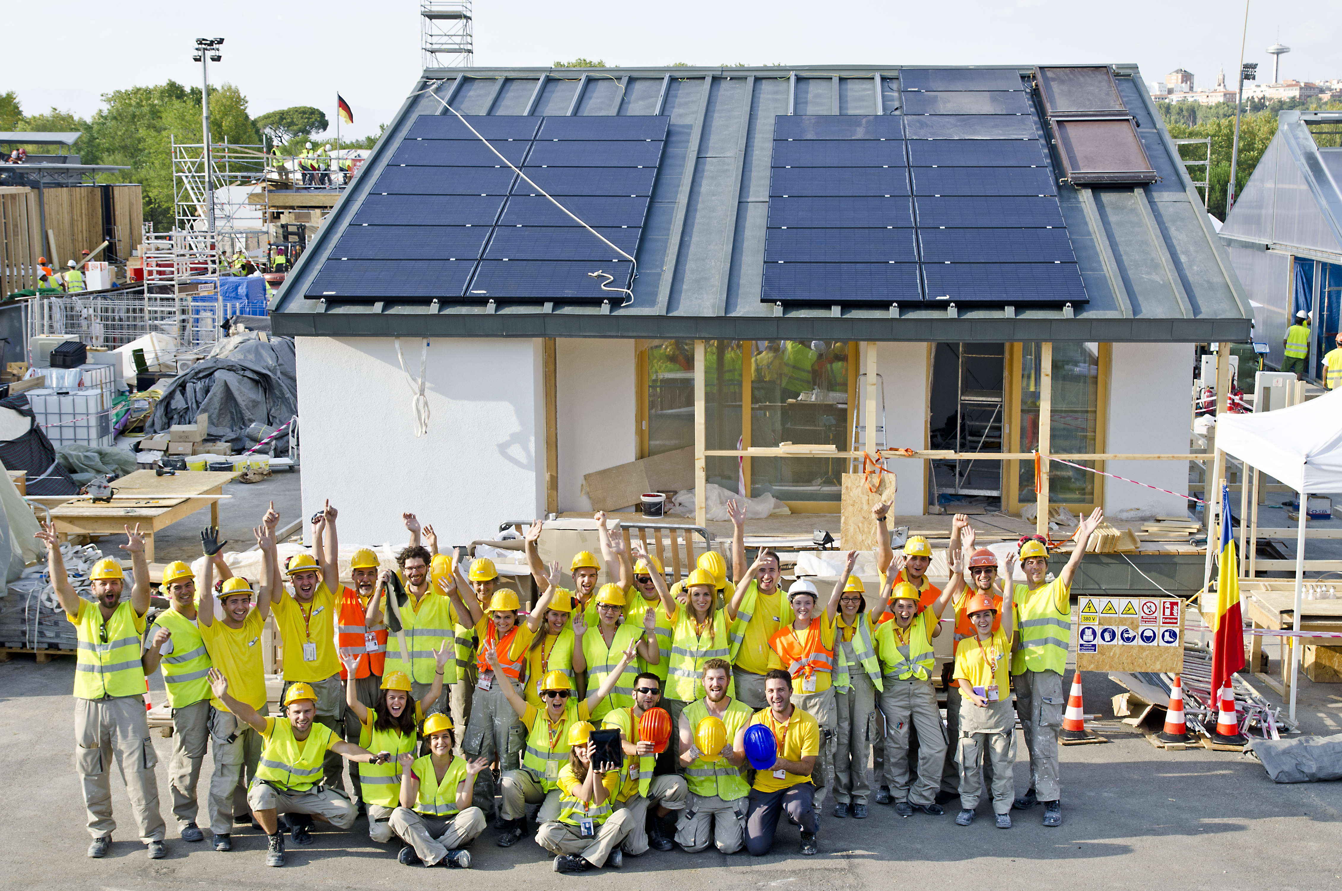 普里斯帕太阳能十项全能欧洲 2012丨西班牙马德里丨UAUIM,UTCB,UNARTE 和布加勒斯特理工大学的合作团队-14