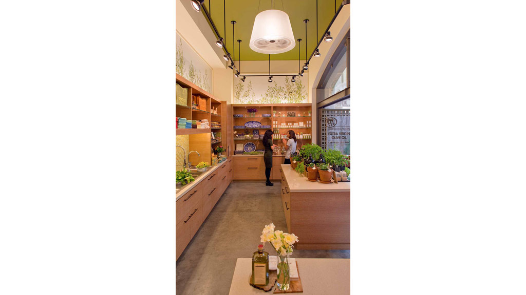 麦柯沃牧场 · 加州有机橄榄油品牌的旗舰店设计-3