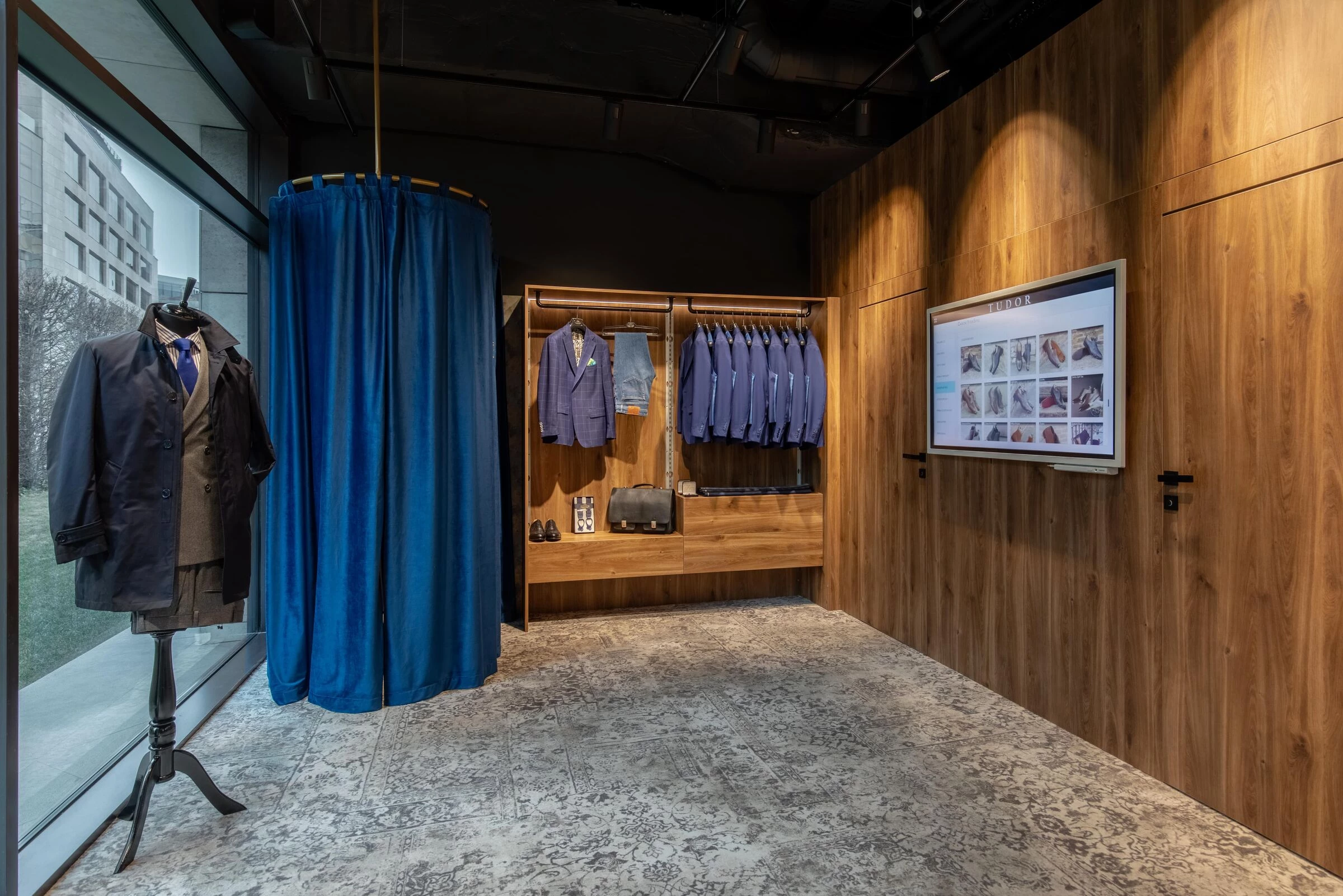 都铎裁缝展厅丨Romania丨Pure Mess Design-29