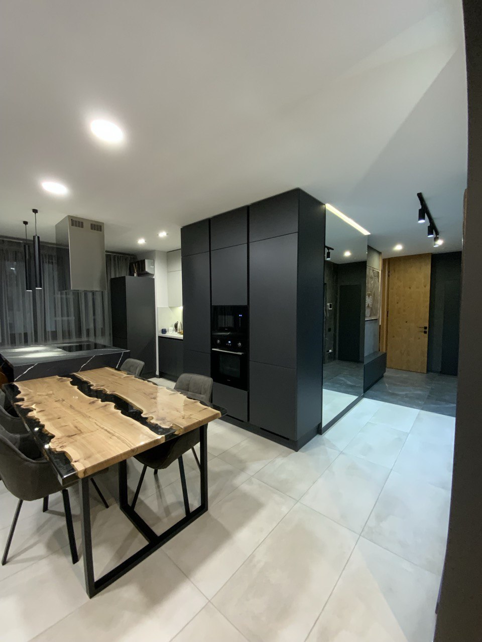 apartment design in dark colors-1