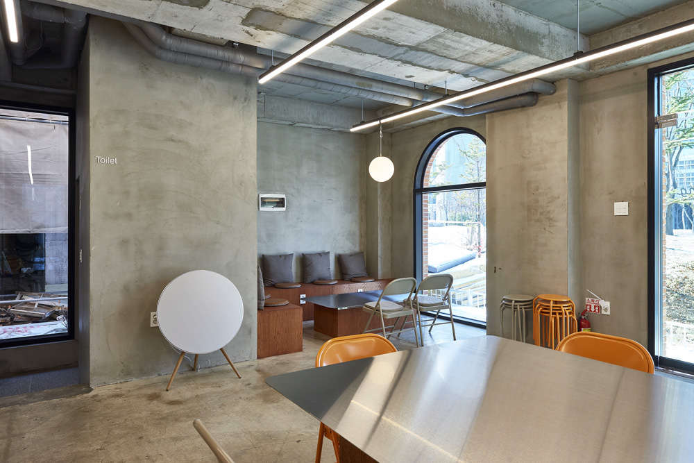 现代简约咖啡厅 | 洛斯廷咖啡室内设计-11