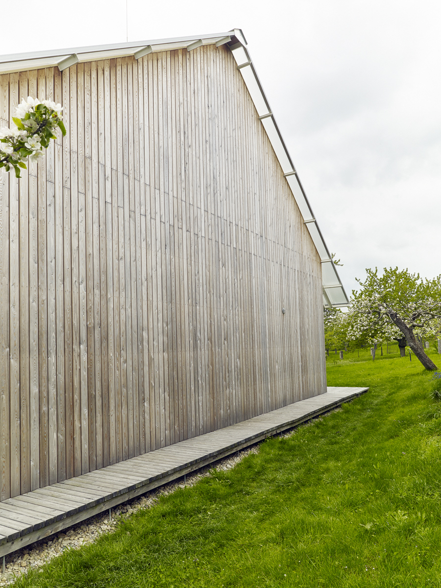 绿意盎然的家庭温室别墅-16