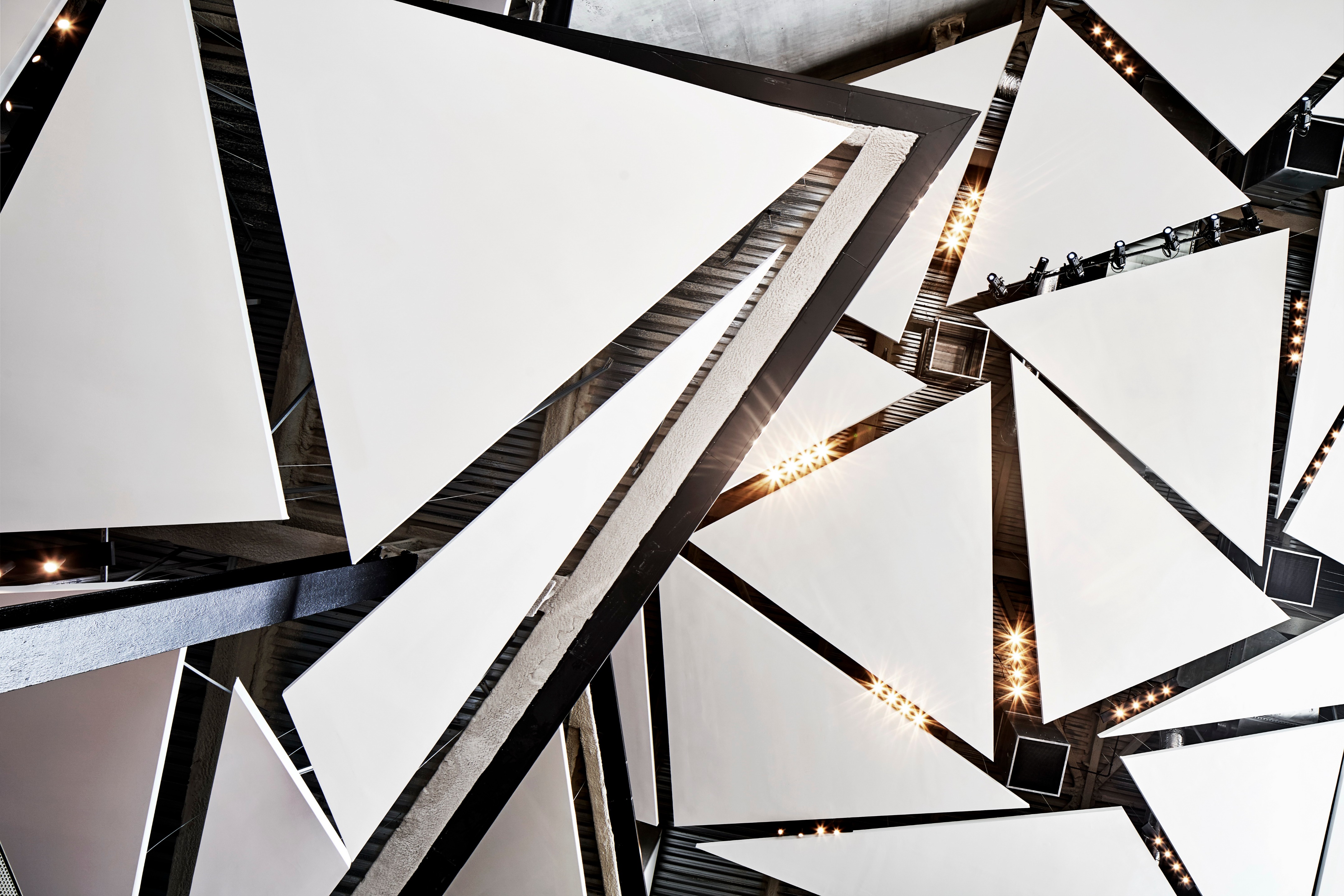 法国购物中心 UGC Ciné·Cité新型多厅影院-16