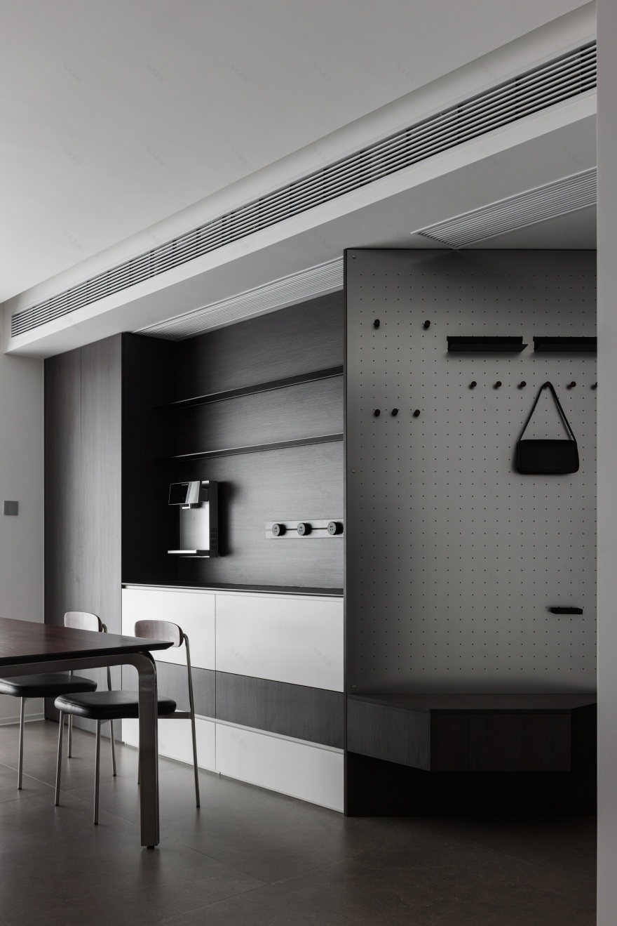 《谧径漫步》成都 137㎡现代极简设计丨中国成都丨宏福樘设计-5