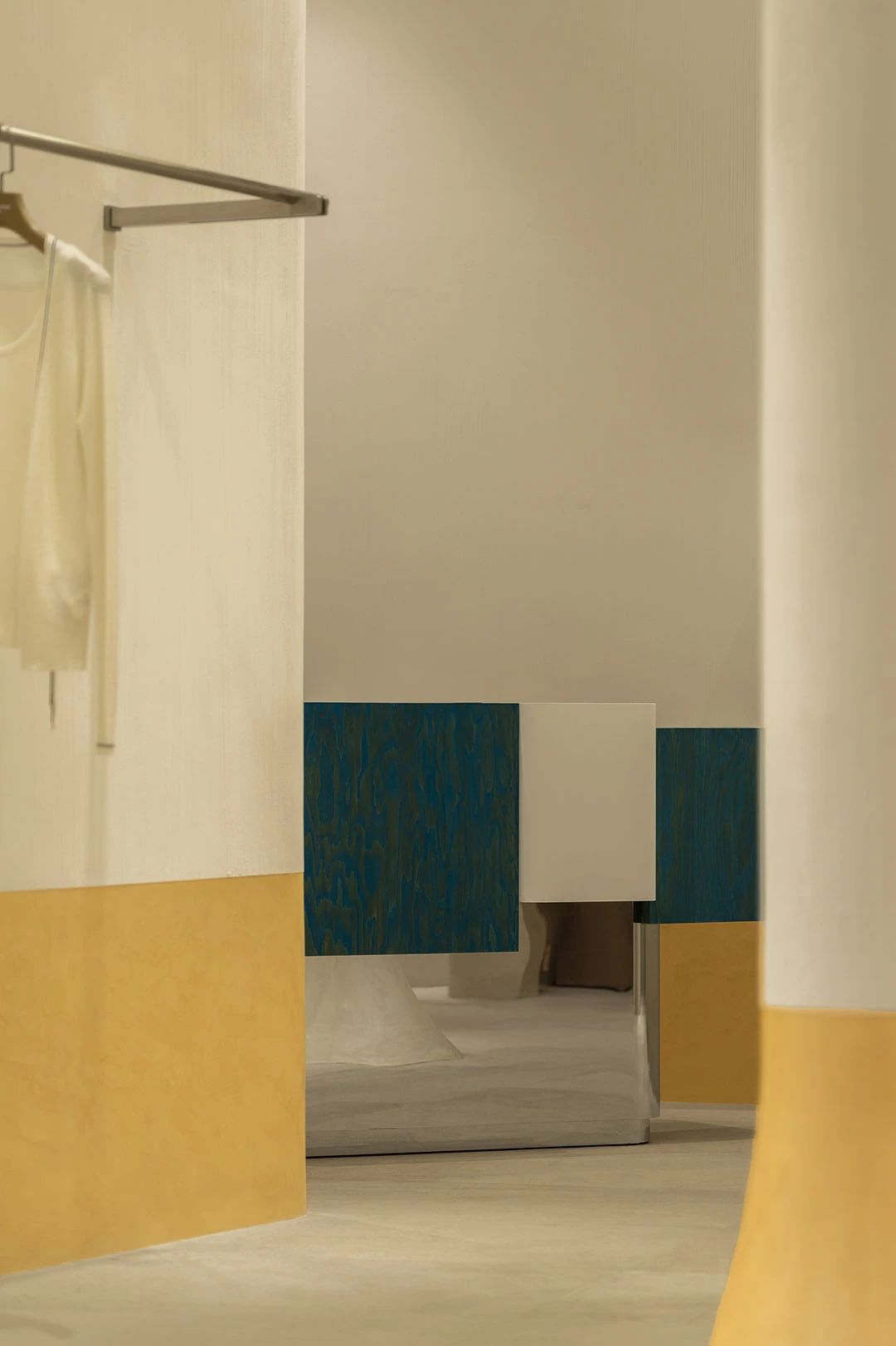 上海 KANIN KONGE 服装店丨中国上海丨弹性工作室-34