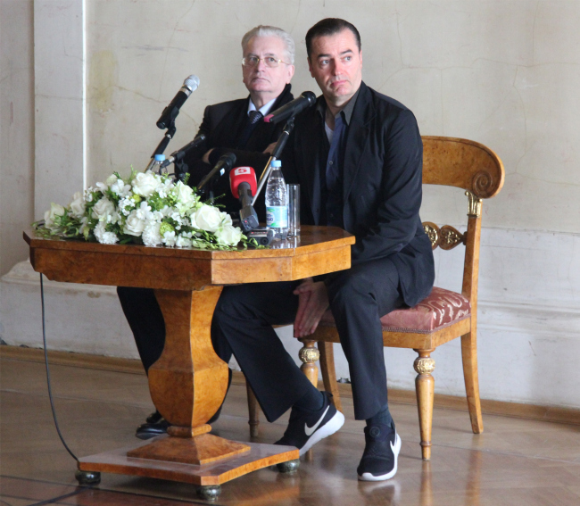 扎哈·哈迪德回顾展丨俄罗斯圣彼得堡丨扎哈·哈迪德事务所-7