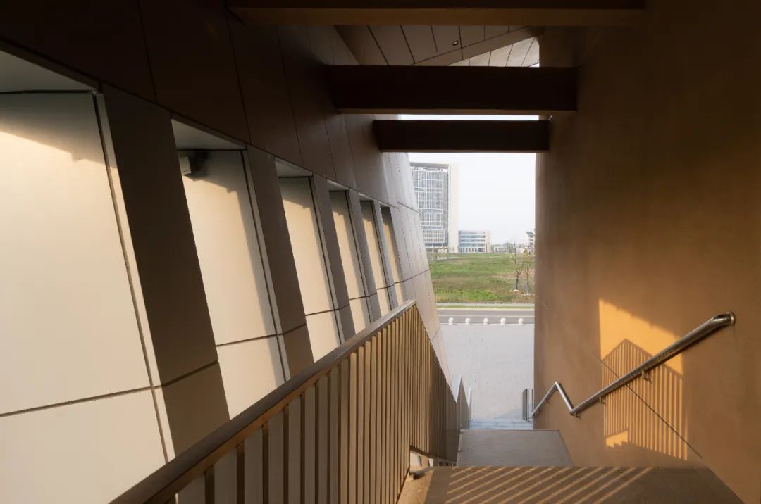 江南大学宜兴研究生院体育馆丨中国江苏丨华南理工大学建筑设计研究院有限公司-33