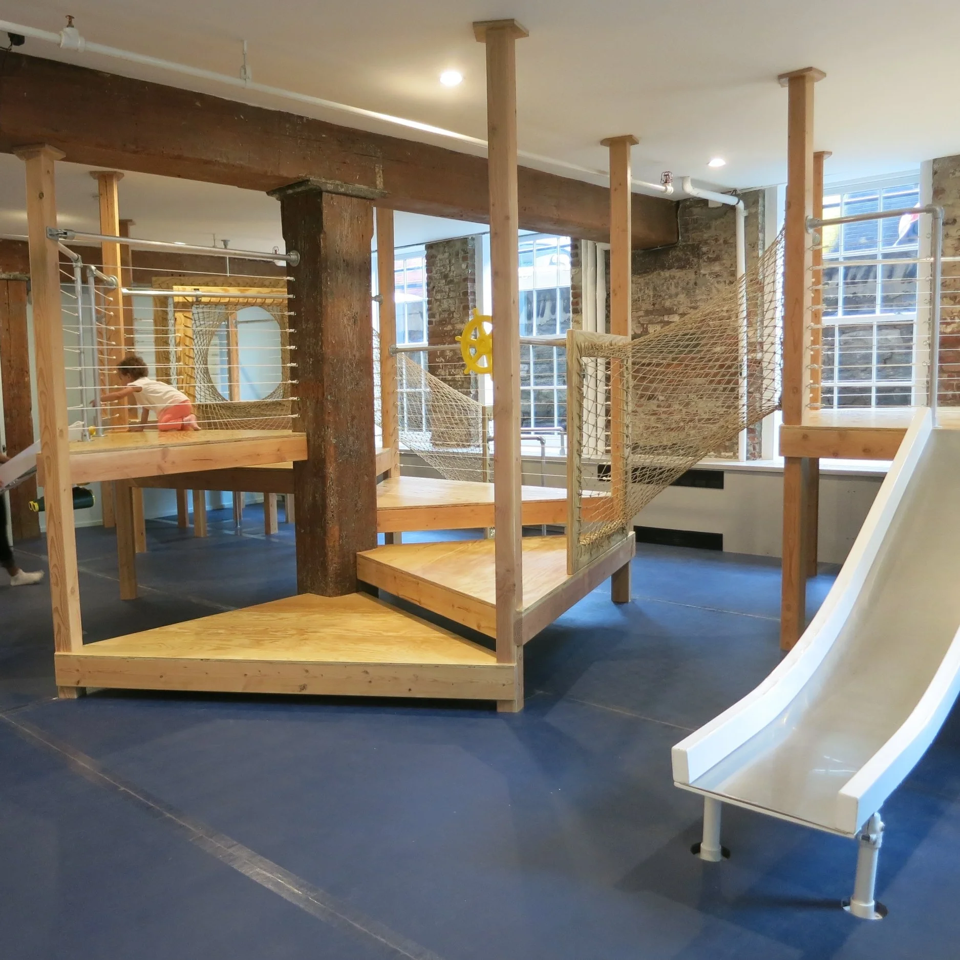 小飞象休息时间

注：Dumbo通常是指迪士尼动画形象小飞象，Recess有休息、课间休息等意思，结合常见语境这样翻译较为合适 丨studio ai architects-7