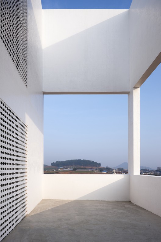 岛居社区中心 | “水”中围出的公共空间-19