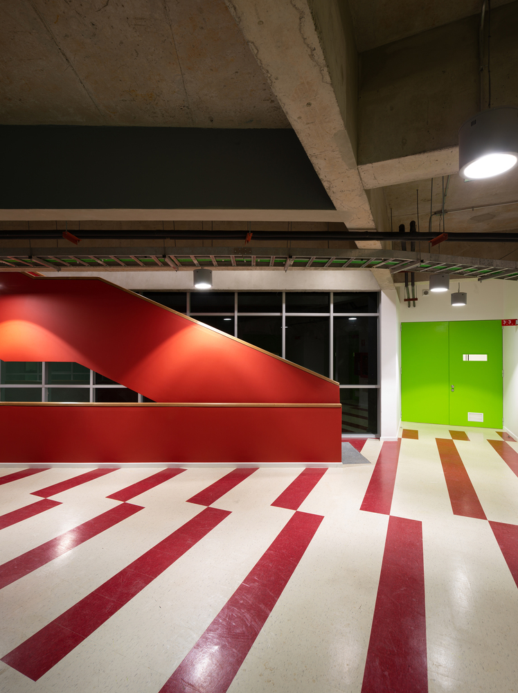 智利 PUCV 大学医学技术职业建设大楼-30