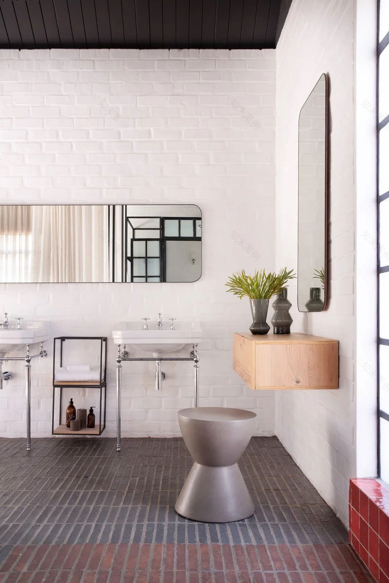 非洲荒野中的时尚小屋-13