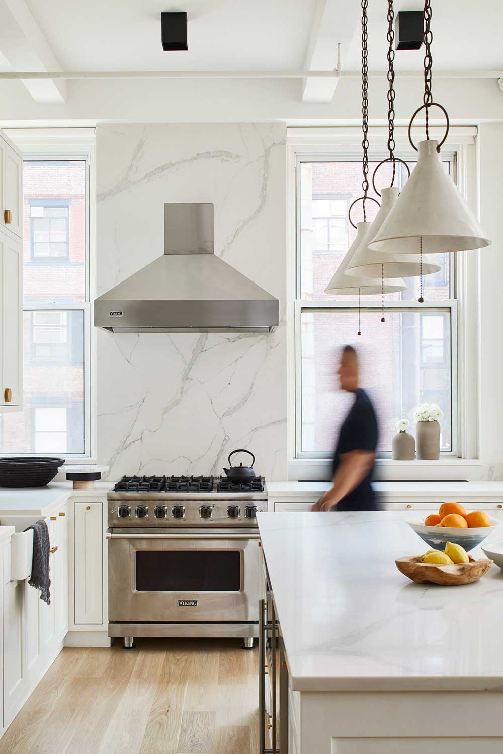 纽约 Flatiron 建筑的柔和粉色公寓-7