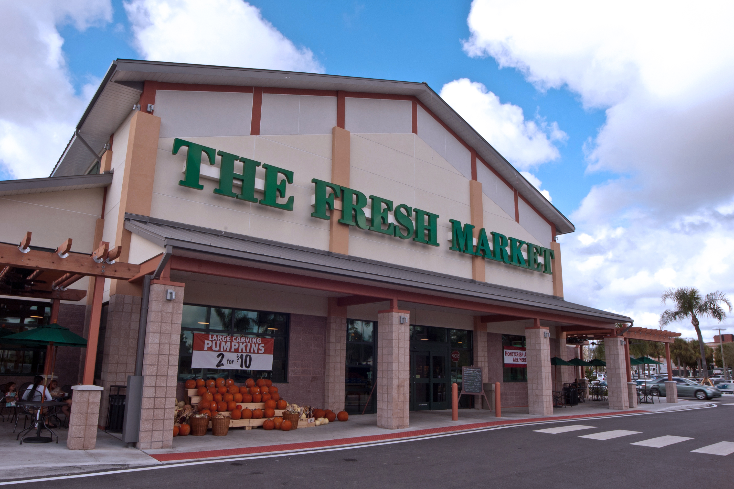 瀑布购物中心的新鲜市场-3