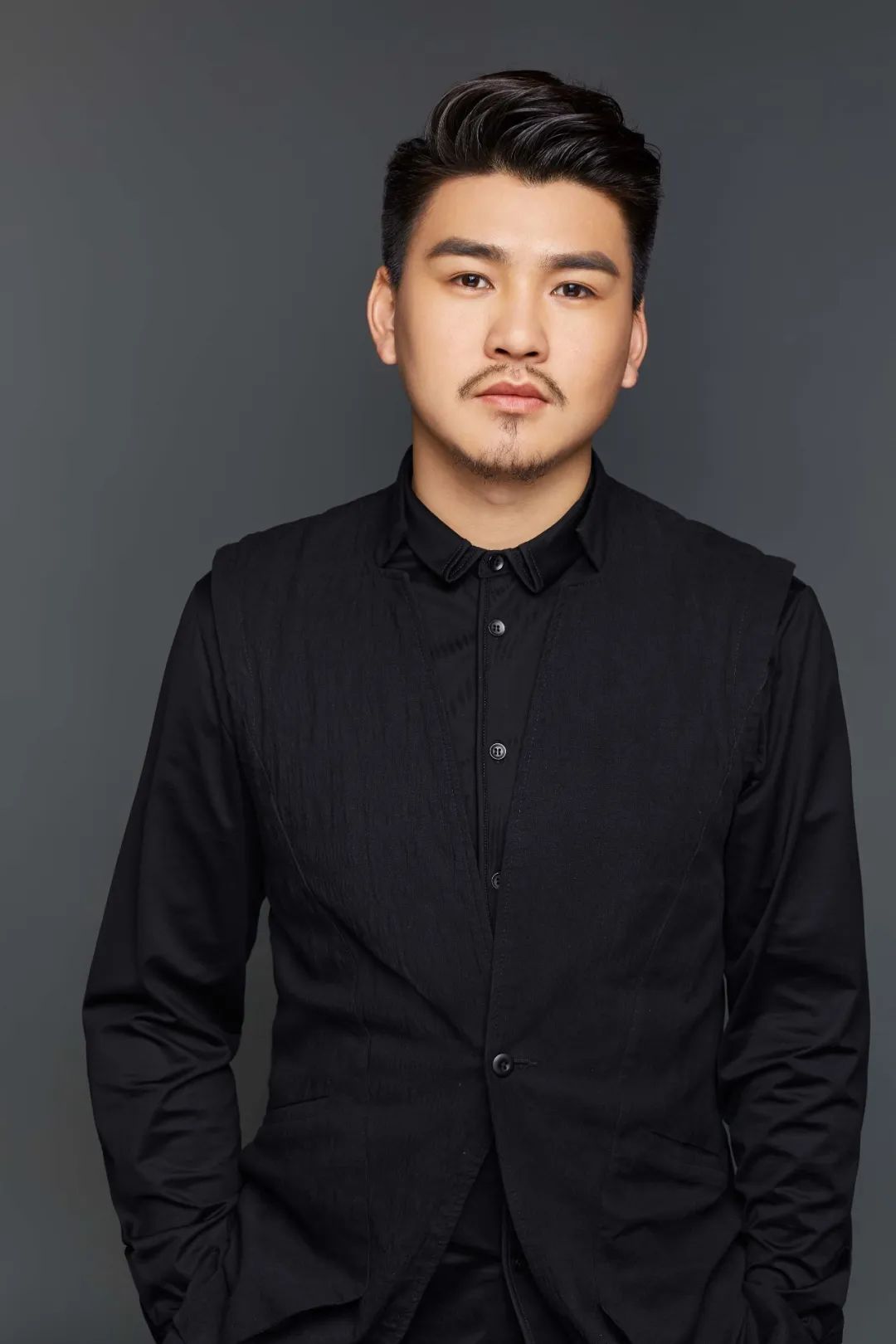 中海盛京府 | 现代轻奢灰度住宅的温情设计-35