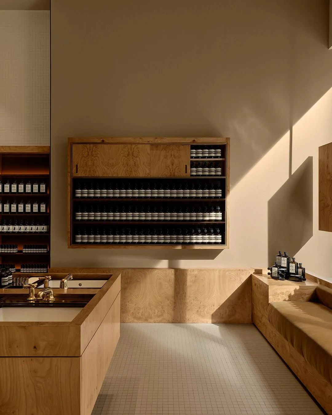 AESOP 纽约洛克菲勒中心精品店丨美国纽约丨不详-11