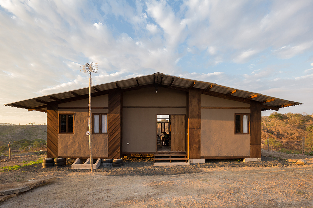 Post-Earthquake Prototype – Rural Dwelling / AL BORDE + El Sindicato Arquitectura-21