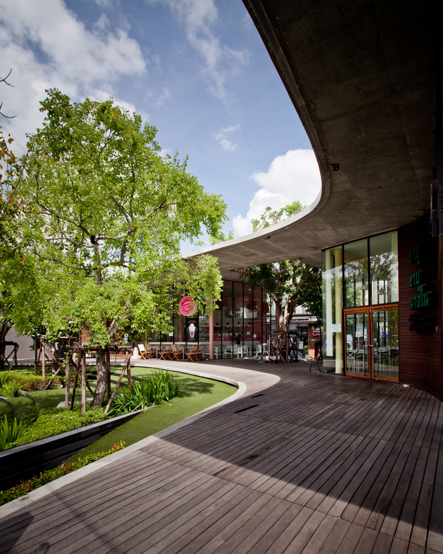 曼谷社区商场 Kurve 7-18