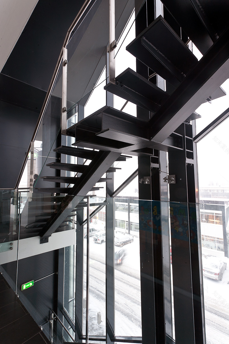 变废为宝的冰岛老工厂改造-18