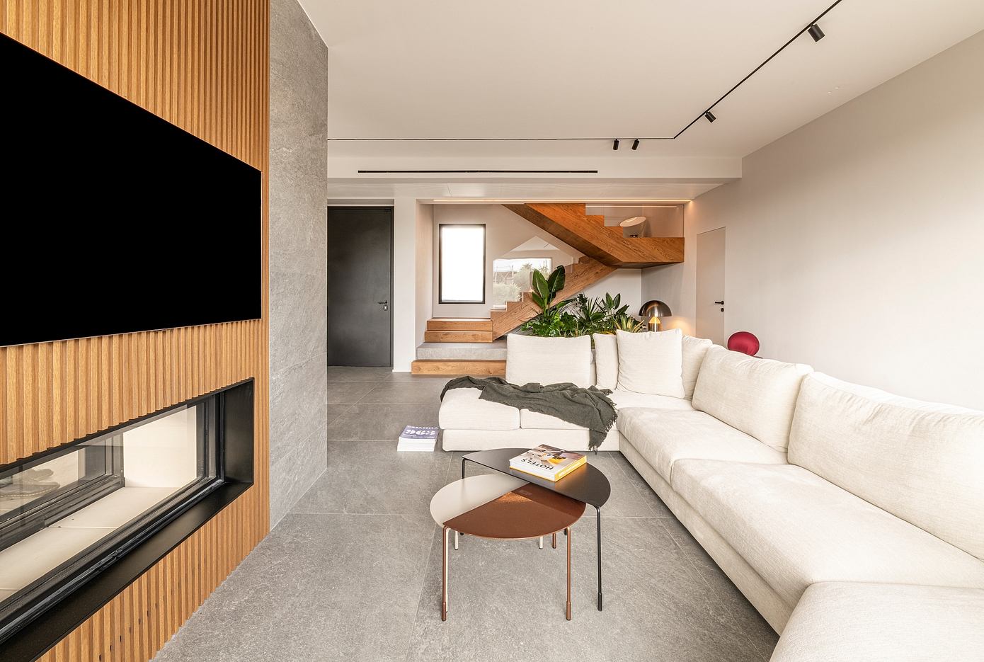 罗马乡村私人别墅:轻盈现代静居之所丨意大利罗马丨THILE architettura&design-2