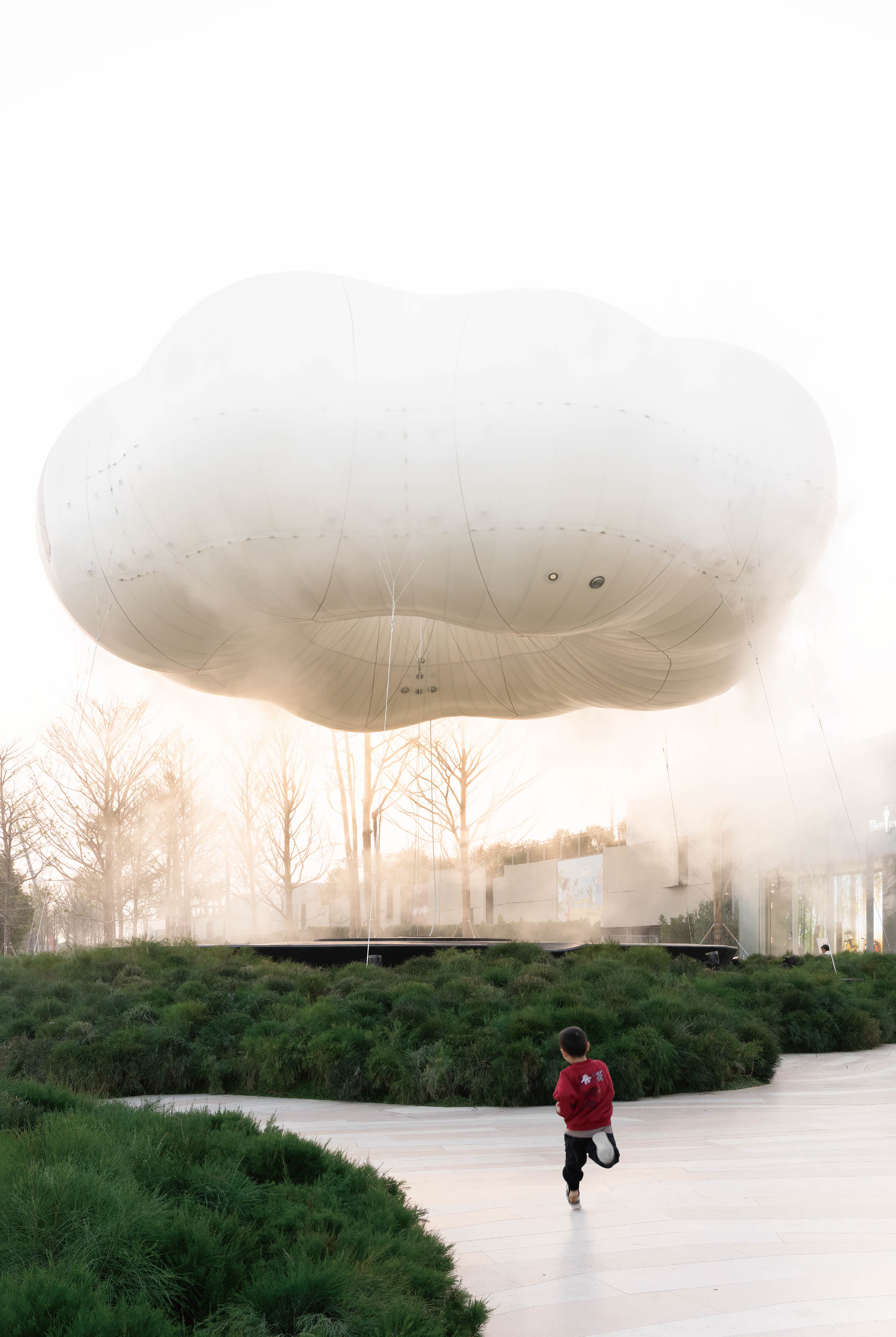 东莞MIXC VILLAGE万象滨海购物村门户艺术装置丨萨尔瓦多滨海丨PILLS-67