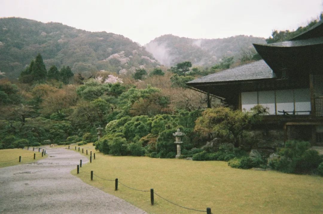 京都禅意漫步 | 私人庭园与古刹的宁静时光-5