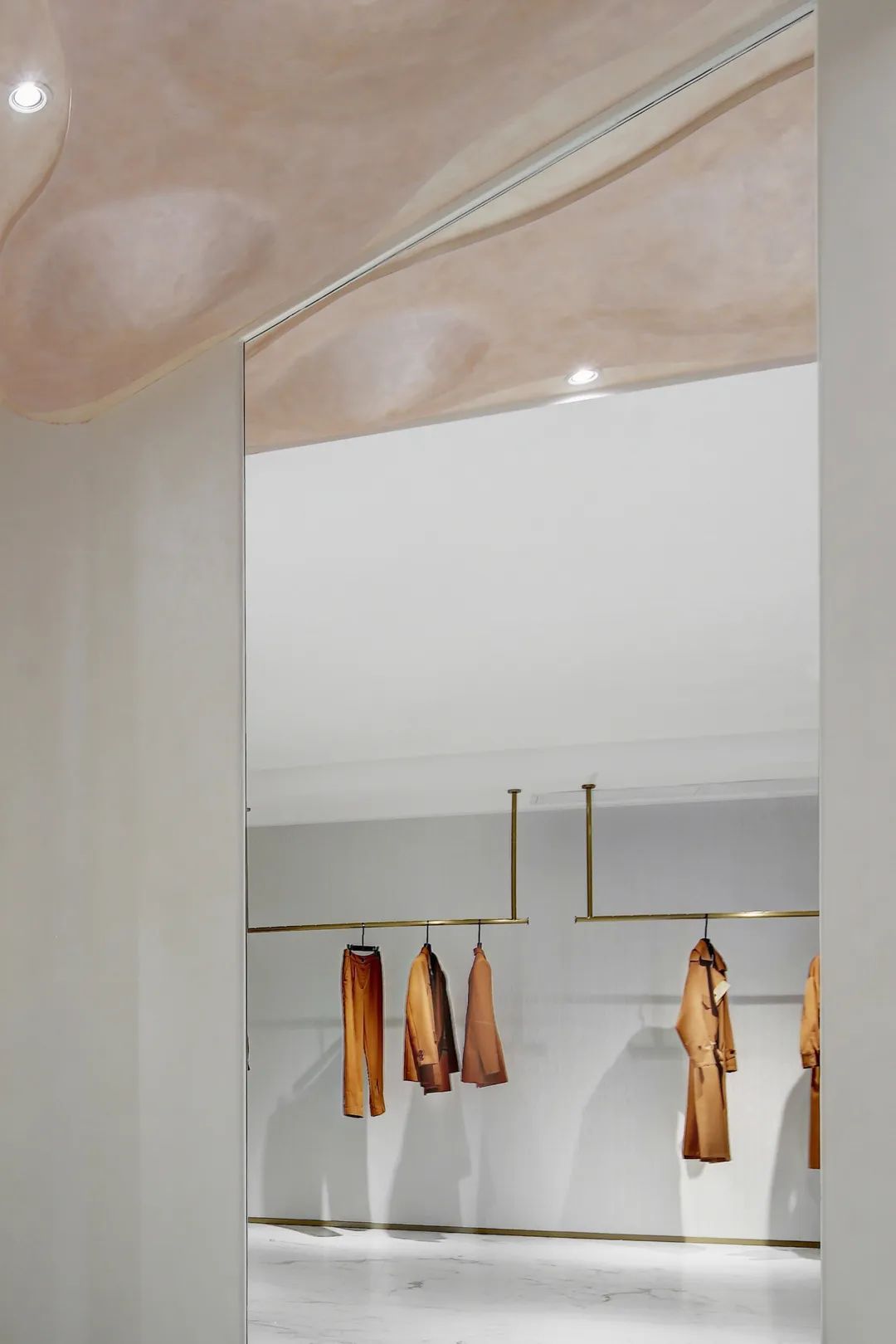 双鱼主题的高定服装店丨中国成都丨文东上锦设计-25