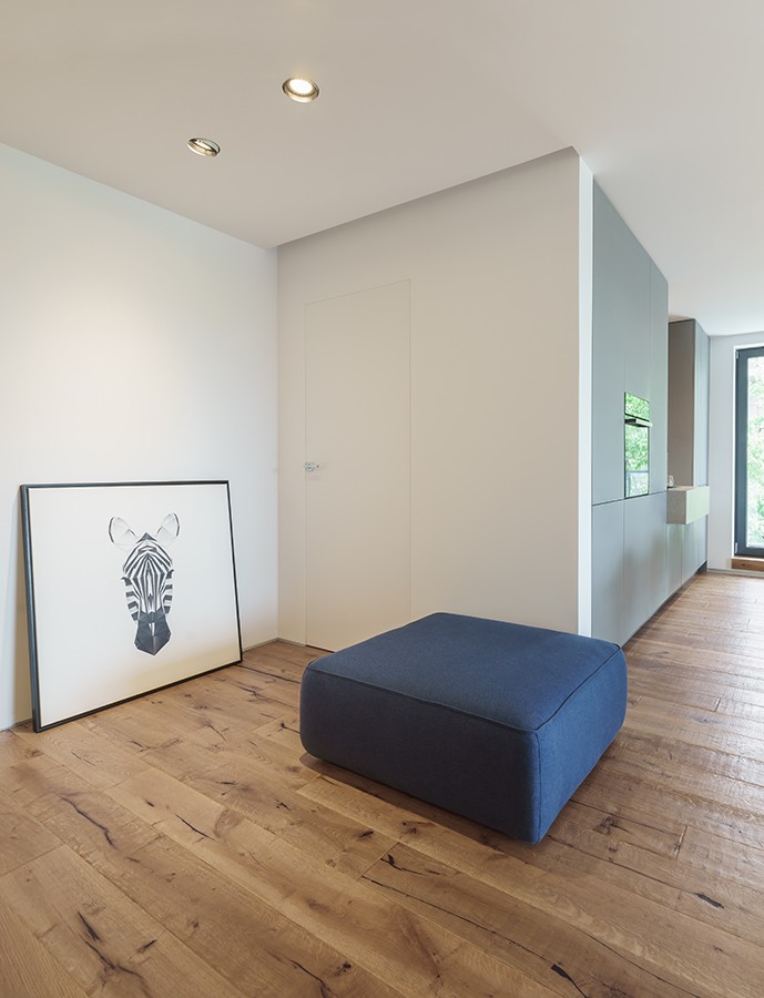 RS 公寓现代风格设计 | 蓝色木色灰色打造灵魂空间-8