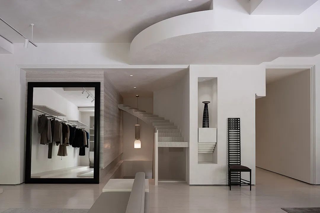 ANEST Collective · 上海新天地的意式高级成衣叙事空间丨中国上海丨水相设计-44