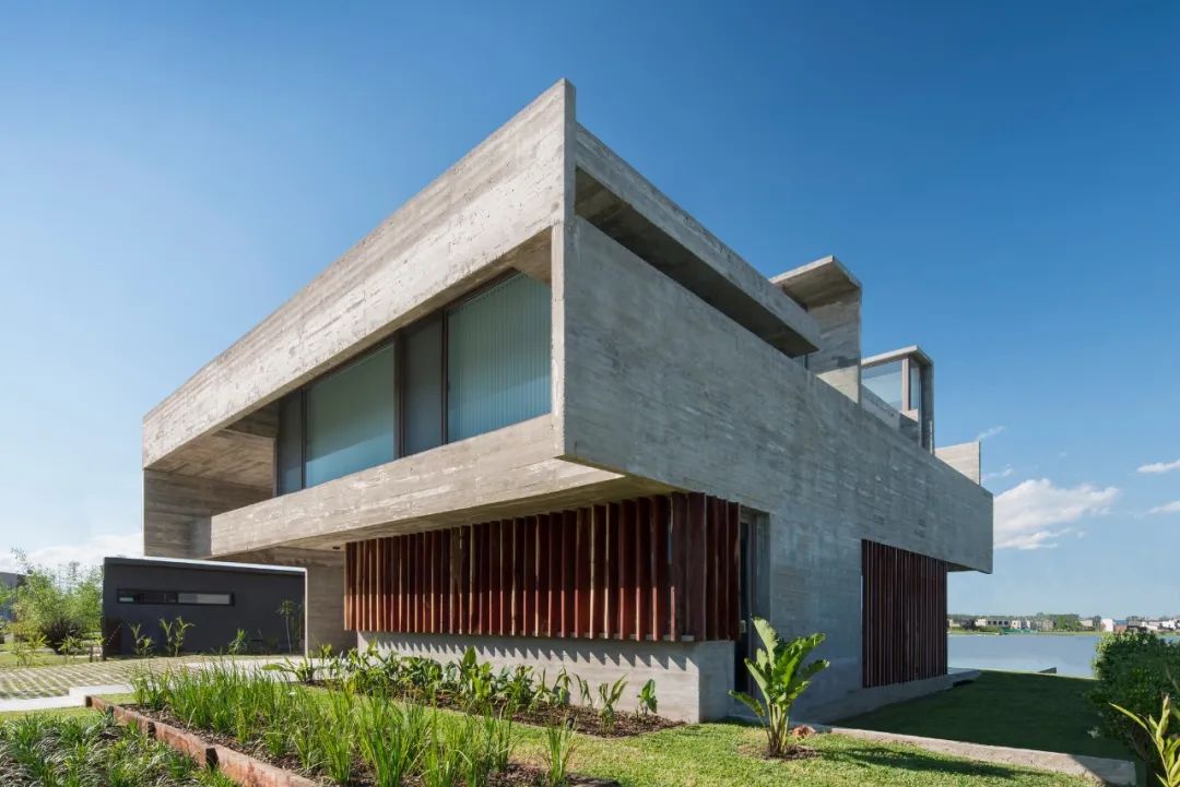 阿根廷自然纯粹清水混凝土住宅设计-67