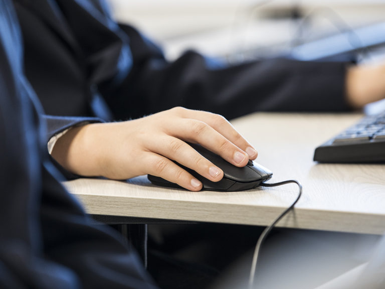 Halliford School Sixth Form Area Design - Envoplan-24