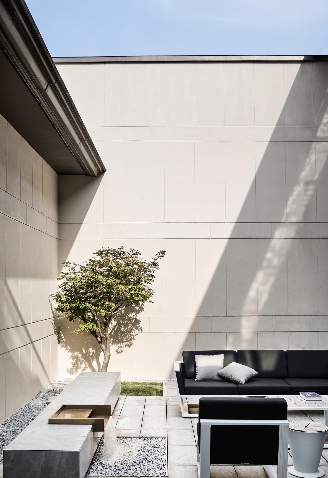 负楼层生活空间的艺术改造-54