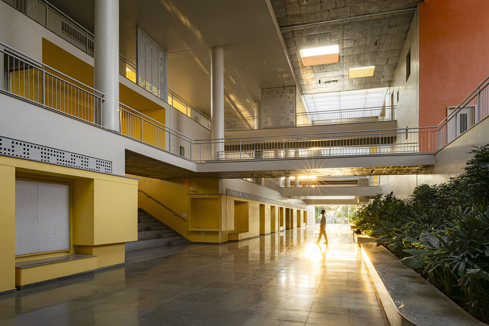 彩虹国际学校丨印度丨Spacefiction Studio-53