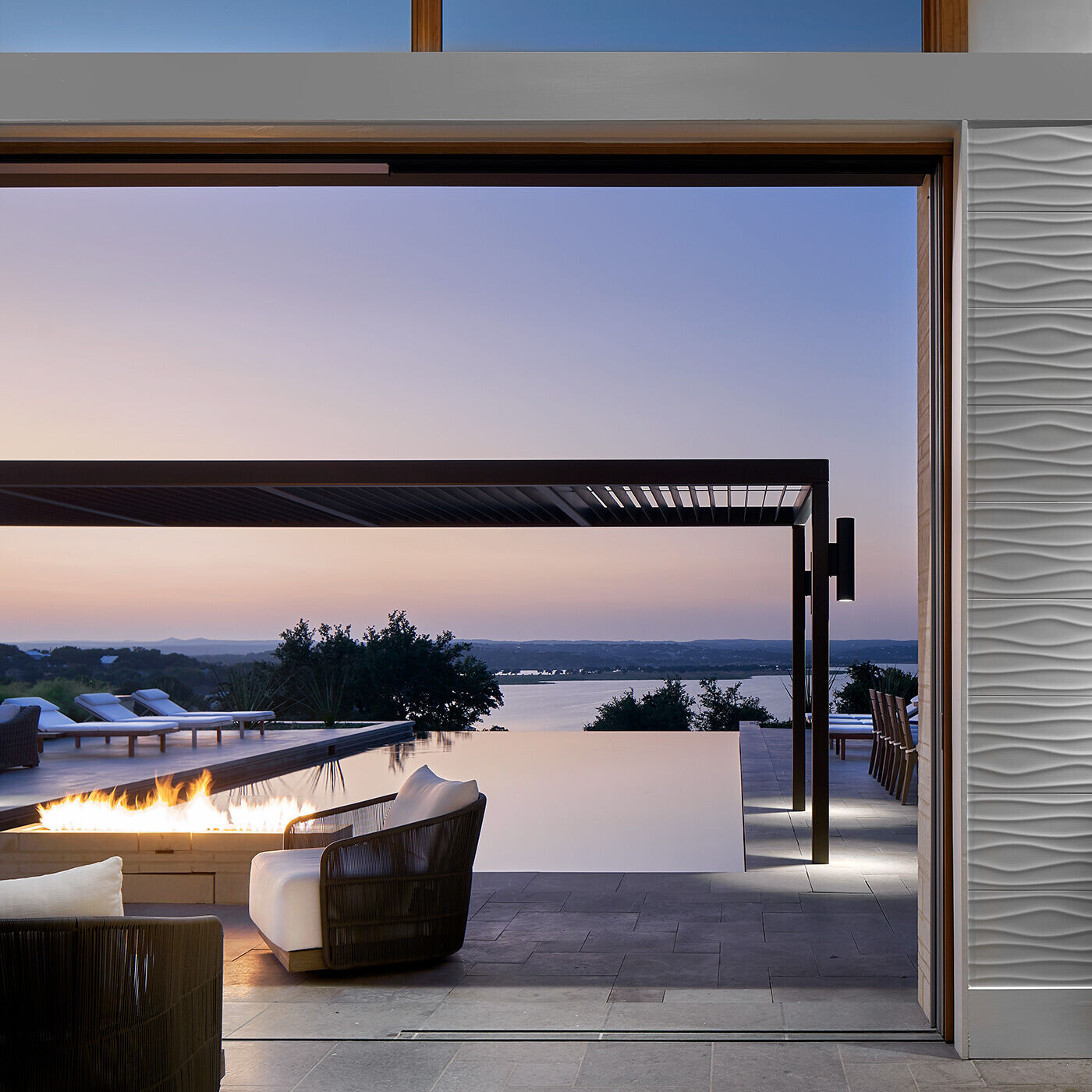 峡谷湖畔休闲小屋-6