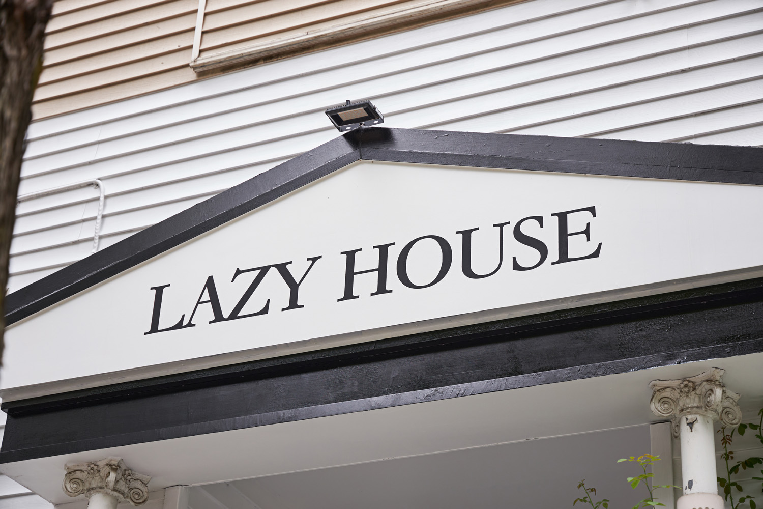 欧洲家庭住宅 | 水源咖啡厅的温馨设计-29