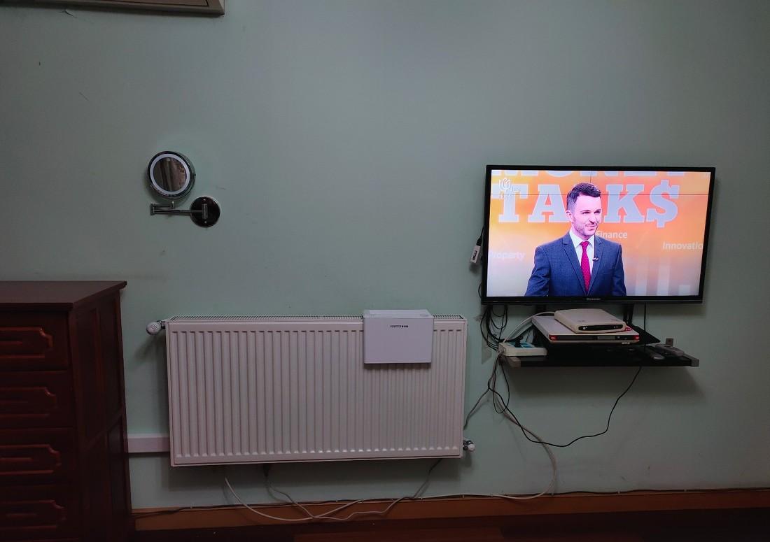 
上海闵行区古美西路平阳绿家园明装暖气片 -3