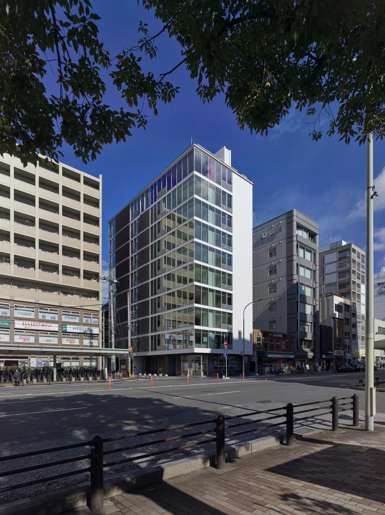 四条大宫的集合住宅丨日本京都丨岸和郎+ケイ・アソシエイツ-2