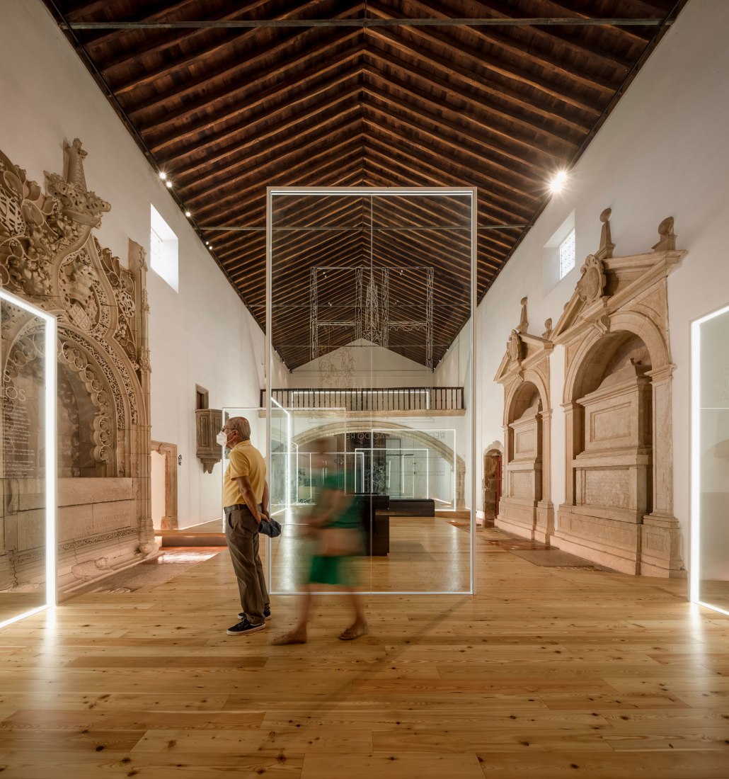 Panteão dos Almeida的博物馆陈列与展览项目丨葡萄牙丨spaceworkers建筑设计工作室-37