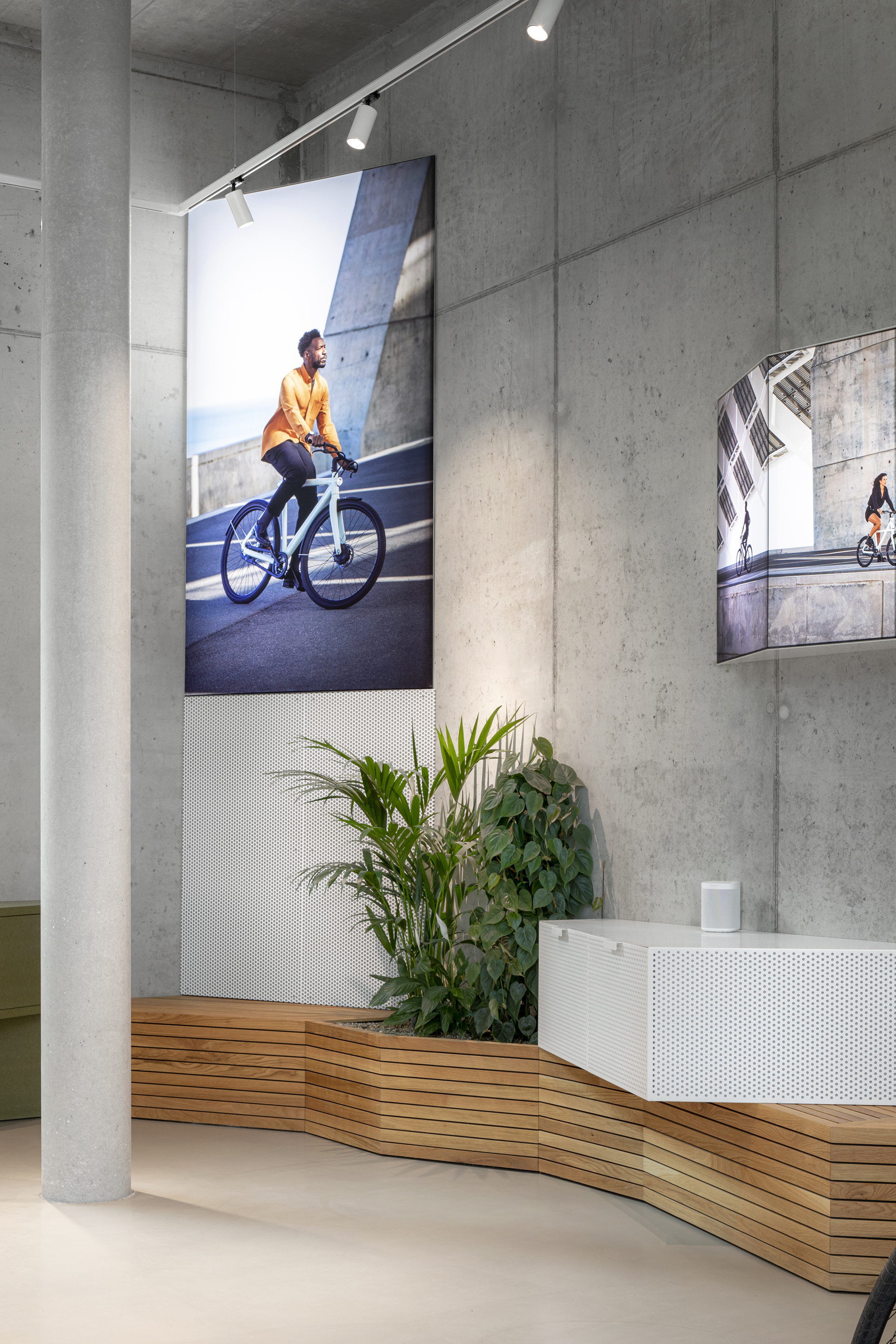 VanMoof Brand Store / Ninetynine-25