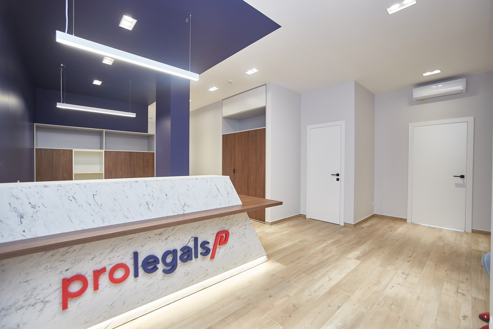 OFFICE OF THE LAW COMPANY: 170 sq.m (Real)-4