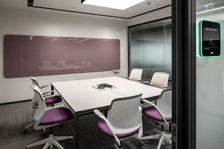 SAP 土耳其总部办公设计 | 优雅高级灰调、工作生活相融合-47