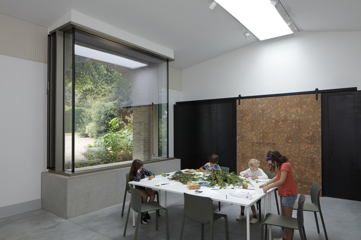 英伦风情 · 海景城堡里的学习中心与咖啡馆-26