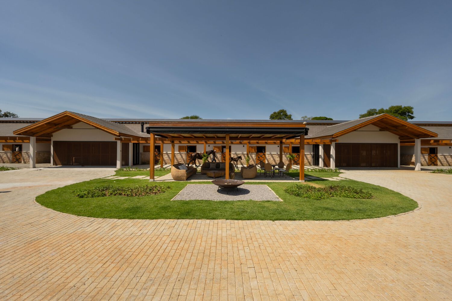 巴西 Haras DOM 马术的家庭提供服务站丨佩尔·卡瓦利·阿尔奎特图拉-7