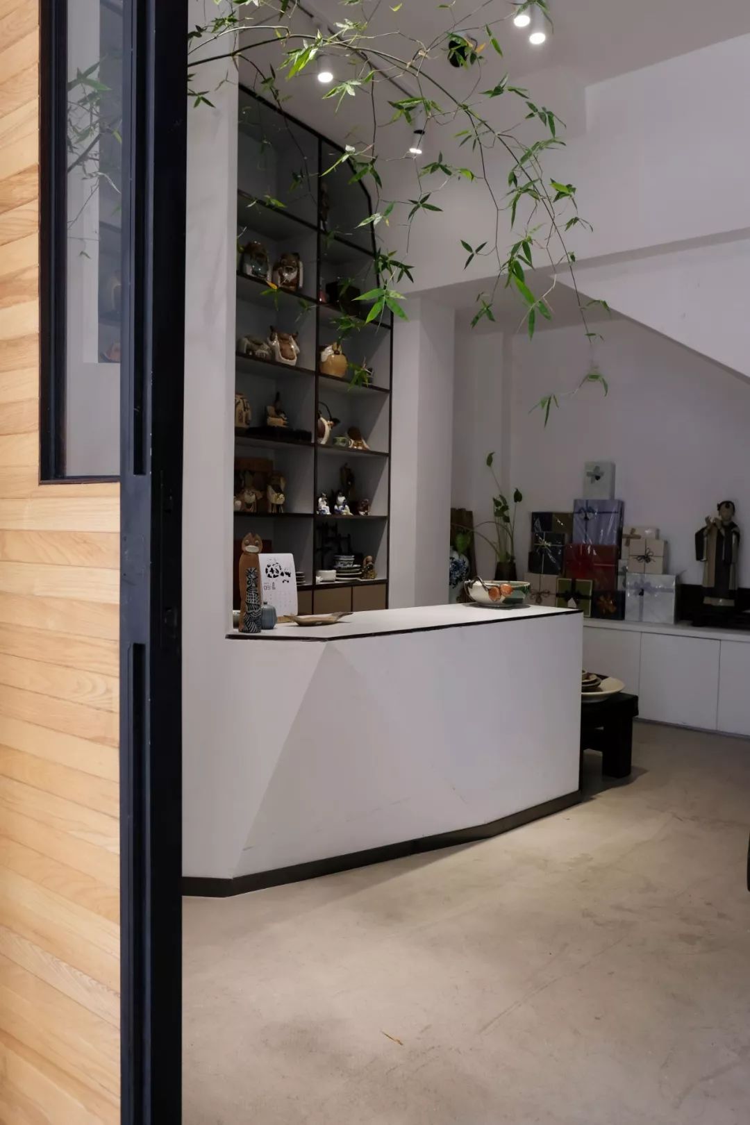 广州德缘丰 | 古韵骑楼中的艺术空间-40